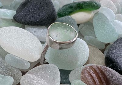 Sea Glass, Sea Ceramic, or Recycled Stone Jewellery Workshop Wednesday 02nd April