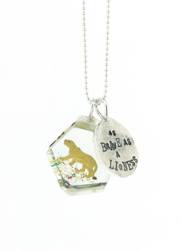 Midget Gem Pendant – As Brave As a Lioness