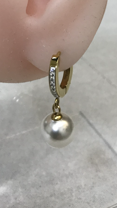 ORECCHINO ANELLO STRASS CON PERLA