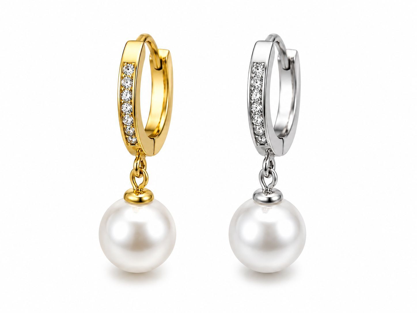 ORECCHINO ANELLO STRASS CON PERLA