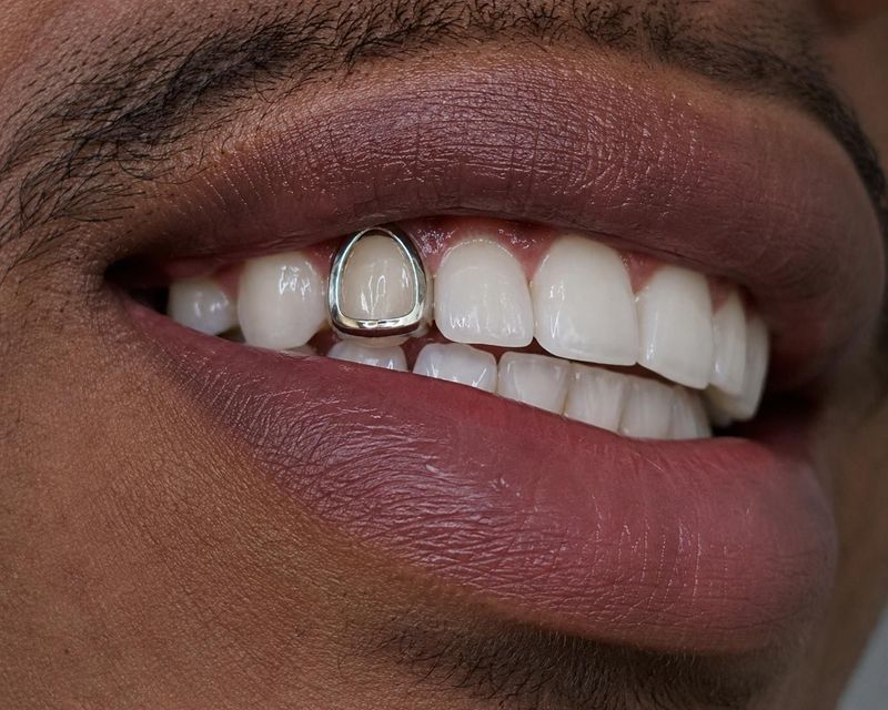 GRILLZ SINGOLO FORATO