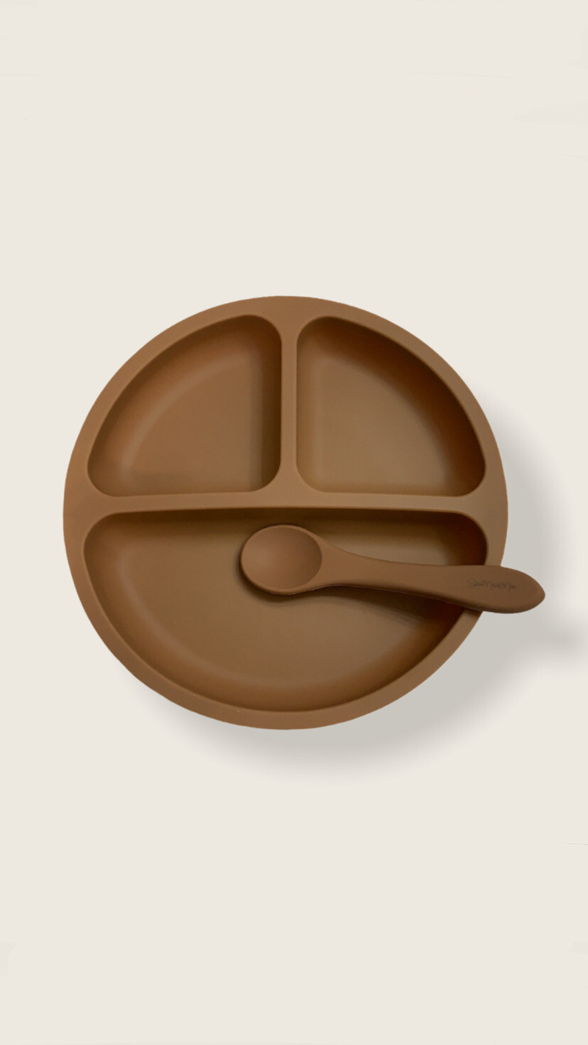 Divided Silicone Suction Plate | CLAY