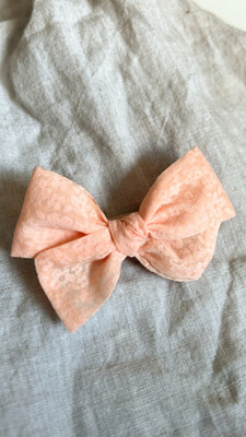 Bows | Peach Daisies