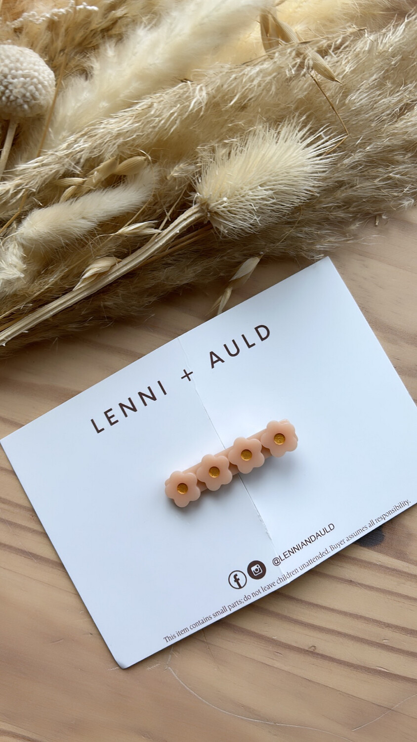 Clips | Peach Daisy Resin