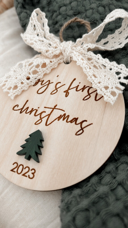 Baby’s First Christmas With Tree Cutout