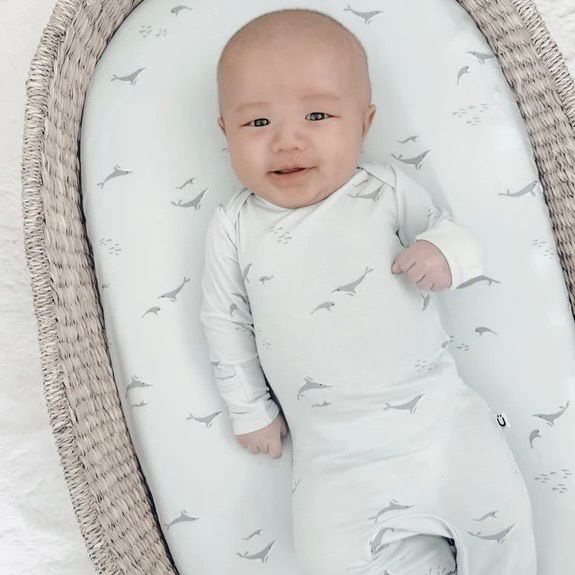 Gunamuna Convertible Footie | Whale