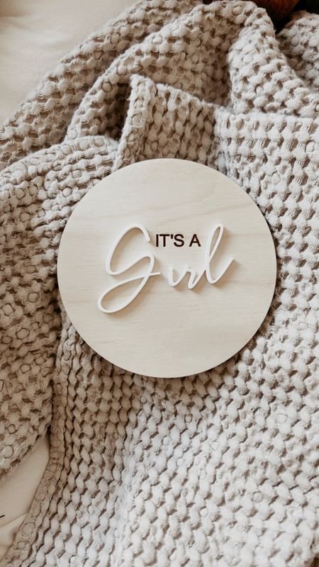 Reversible Boy/Girl Announcement Sign
