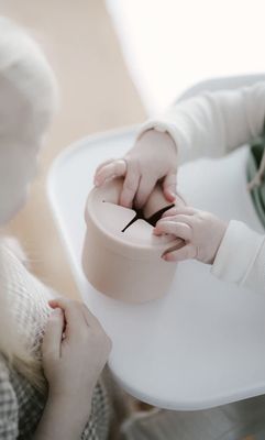 noüka Spill-Proof Snack Cup -LIGHT PINK