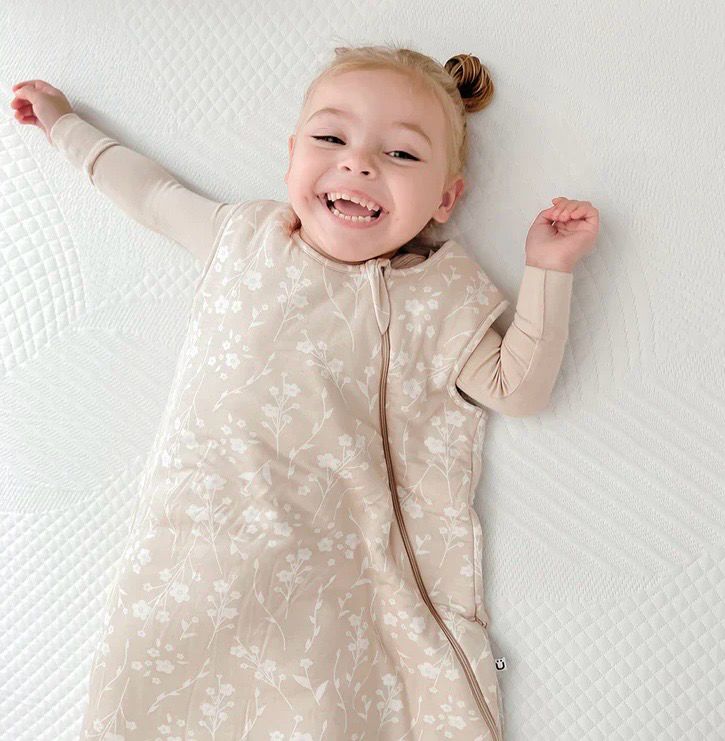 Gunamuna Swaddle Sack Bamboo Duvet | Flora 2.6 TOG