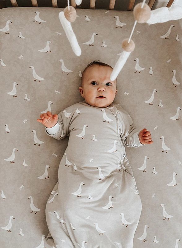 Gunamuna Crib Sheet | Goose