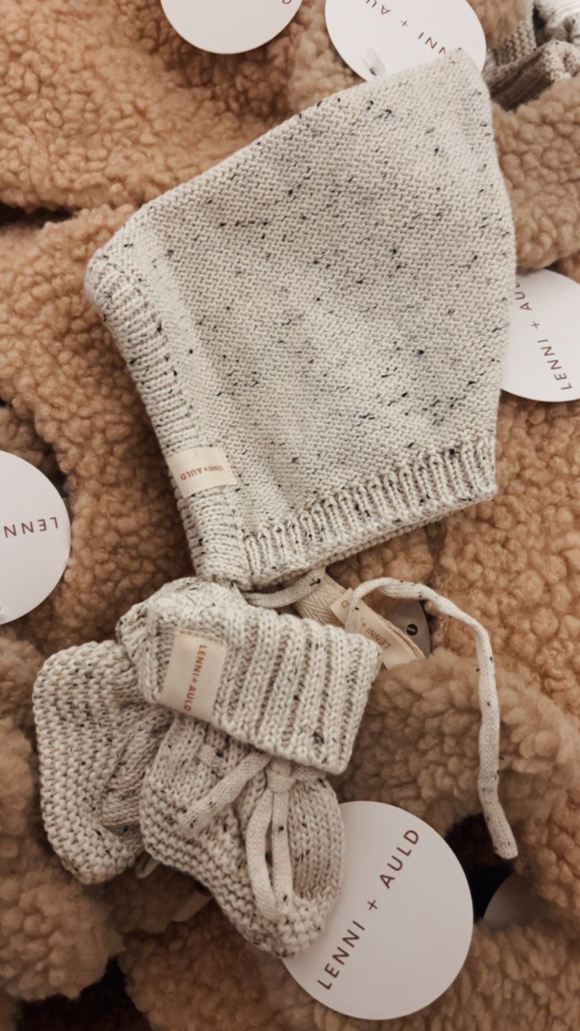 Knit Hat &amp; Bootie Set | Speckle