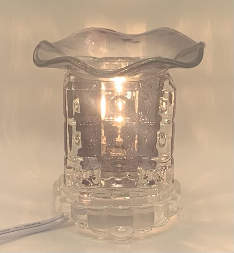 Electric 🔌 Cube-Shaped Glass Oil Burners🔥/Warmers: Blk 