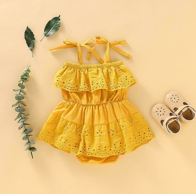 Baby girl solid lace romper