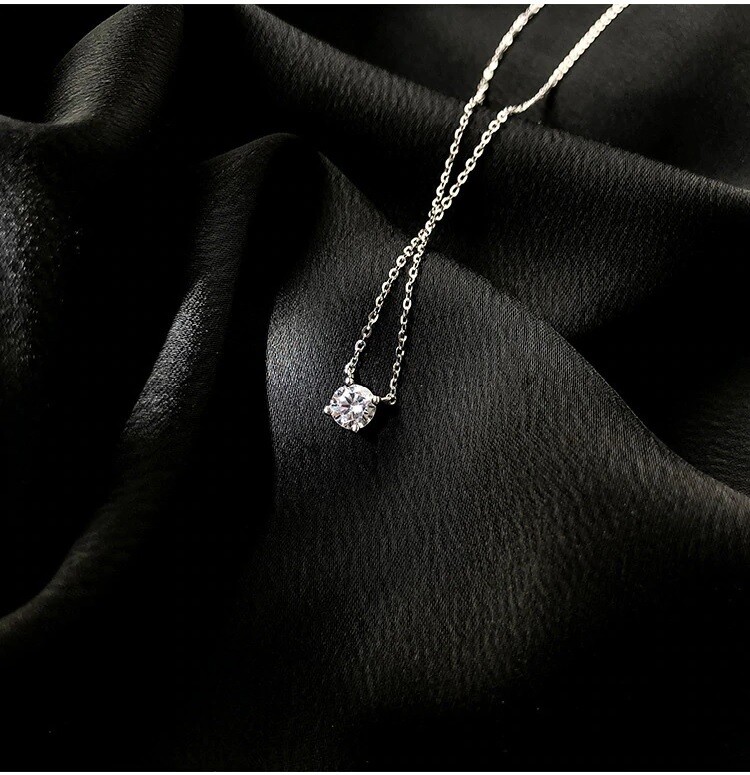 Collar de plata 925 con gema