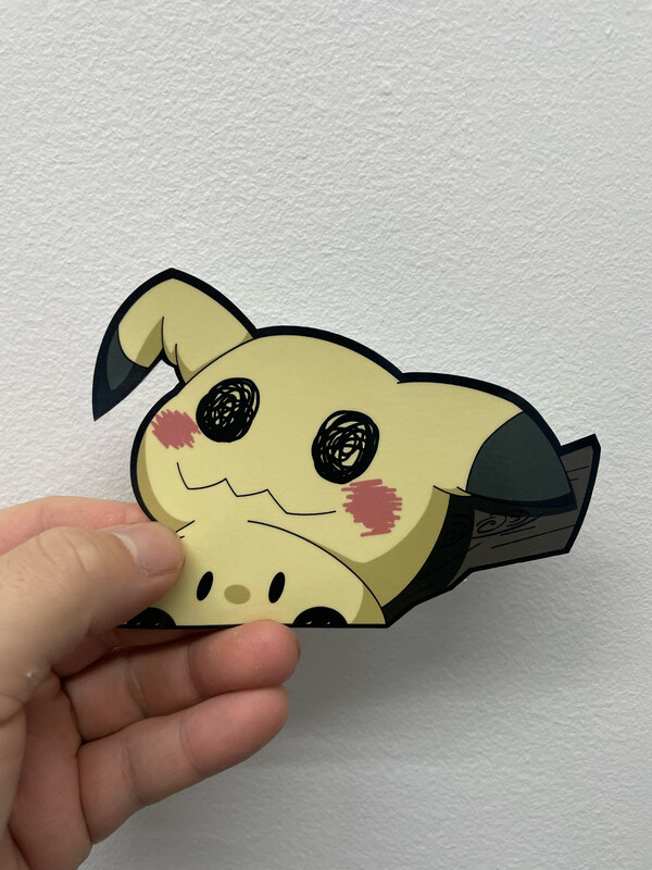 Pokemon Mimikyu Peeker