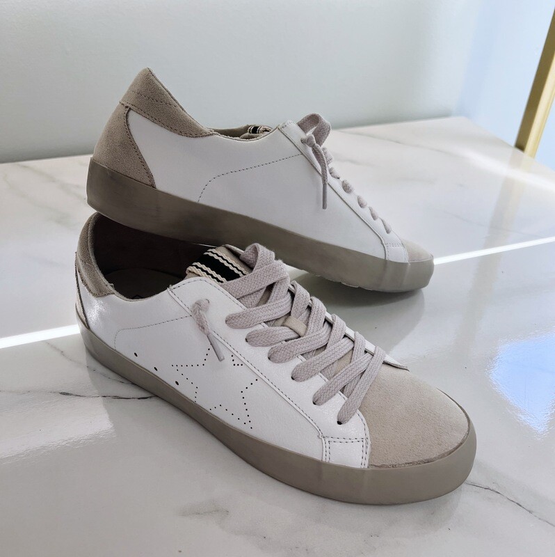 MIA  Sneaker