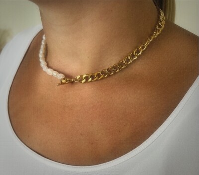 Waterproof Pearled Chain Necklace