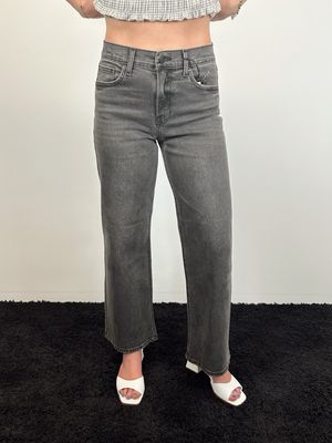 Relaxed Vintage Straight Jean
