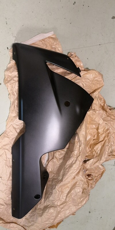 CARENA BASSA SX NINJA ZX-10R 2004 NERA CARENA BASSA SX NINJA ZX-10R 2004 NERA