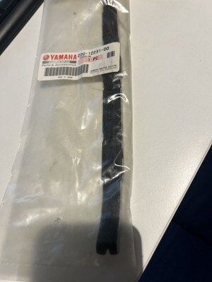 22u1223100 YAMAHA GUIDA CATENA WR 250