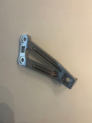 SUPPORTO PEDANA SX NINJA ZX12 2000/2002