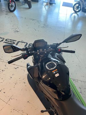 KAWASAKI Z500 MY 2024