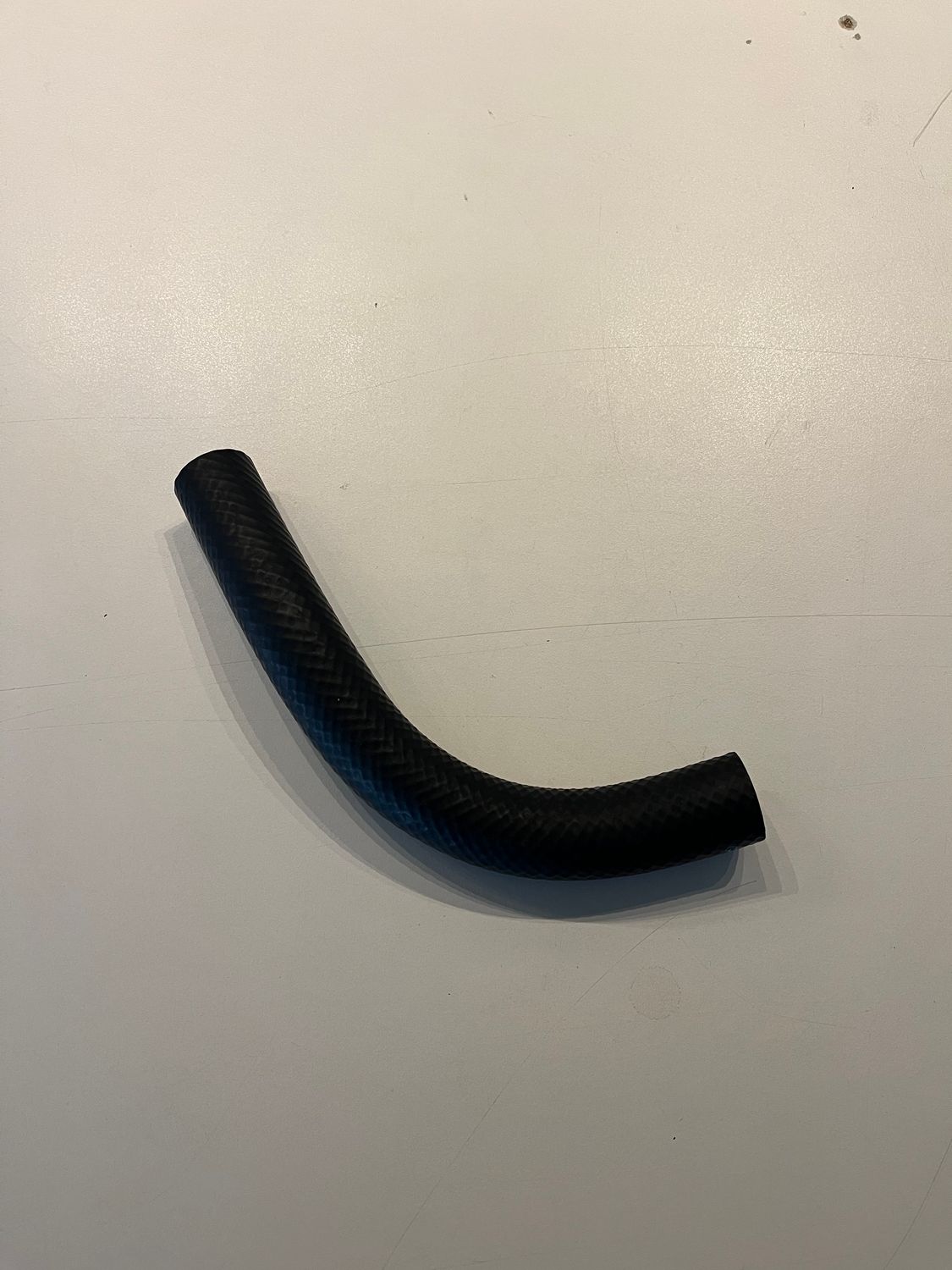 TUBO RADIATORE POMPA ACQUA ER-500 2001/2005