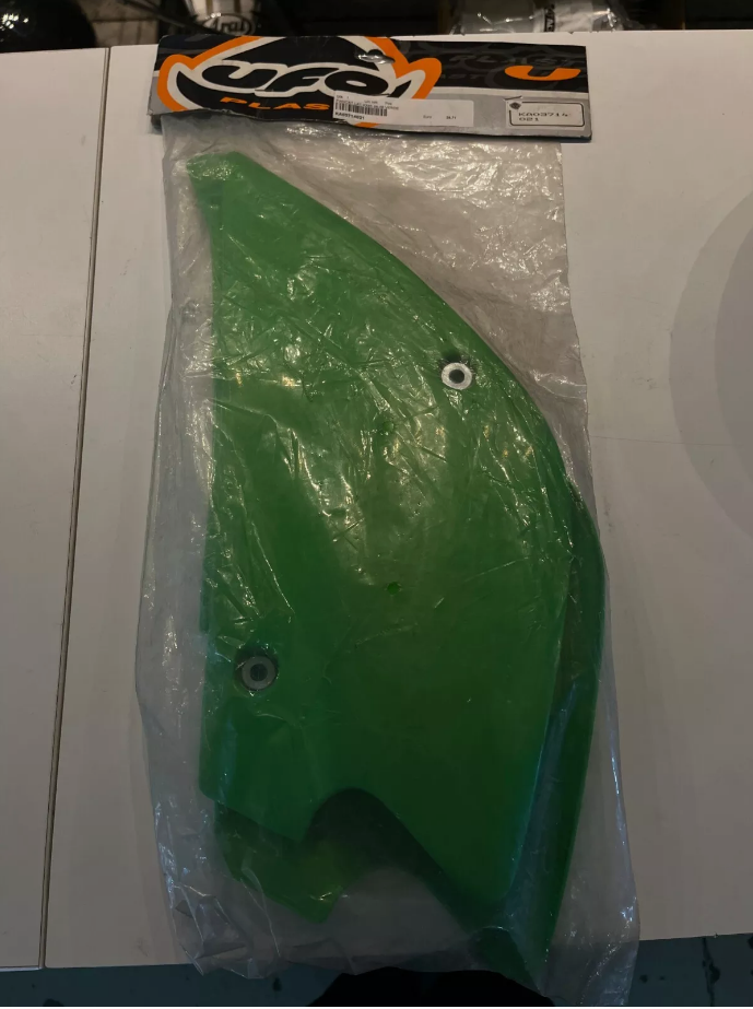 FIANCHETTI LATERALI UFO VERDI KX 85 98-06