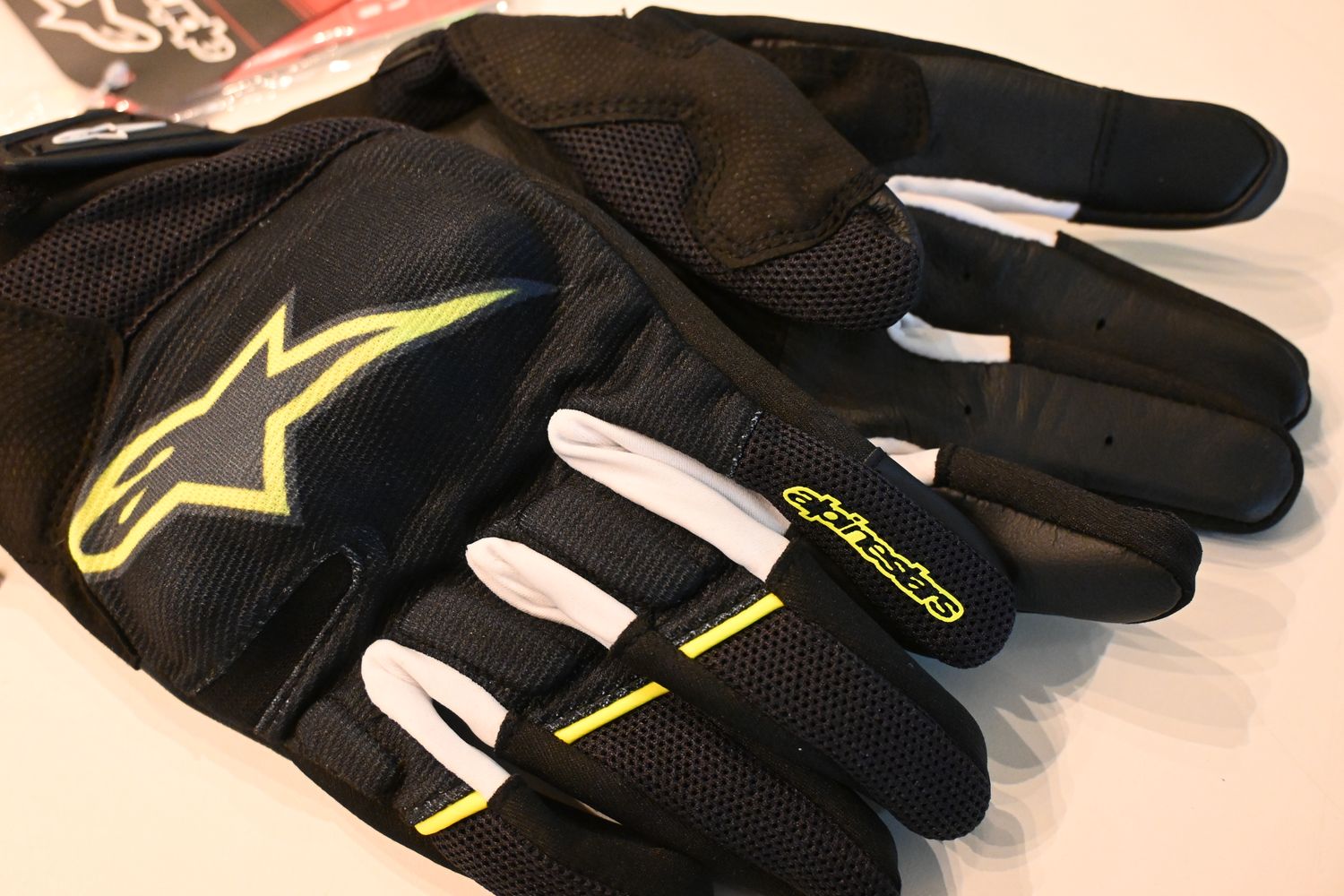 GUANTI ALPINESTARS TG 2XL 33013296 GUANTI ALPINESTARS TG 2XL 33013296