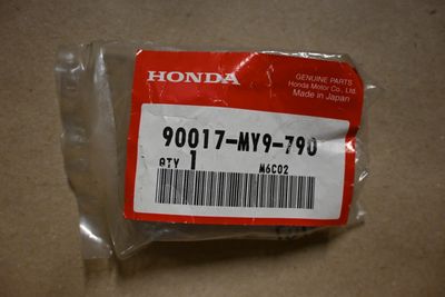 BULLONE COPRI TESTATA HONDA ORIGINALE 90017-MY9-790