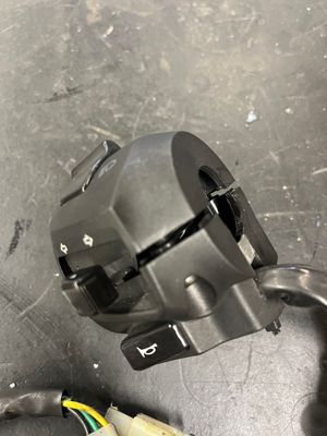 PULSANTIERA MANUBRIO SX YAMAHA YZF-R 125 2008/2011