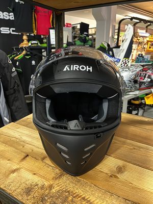 AIROH CONNOR COLOR BLACK MATT TAGLIA M