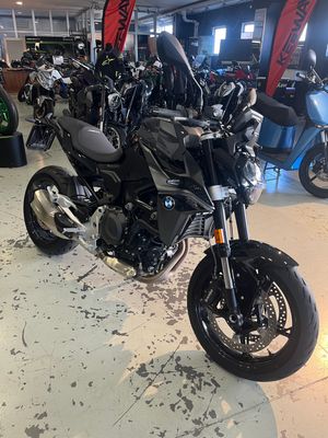 BMW F900R triple black 2025 BMW F900R triple black 2025