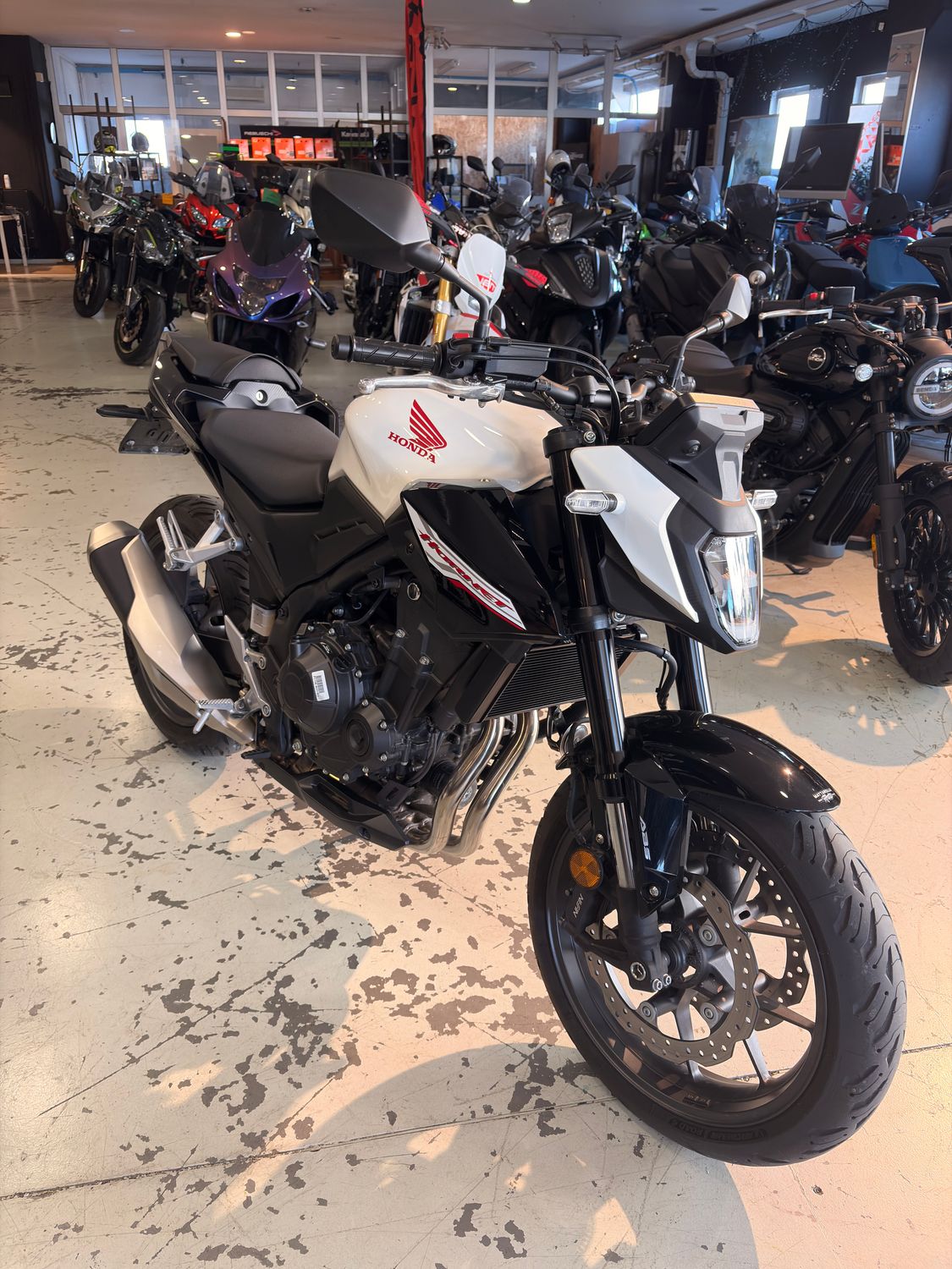 HONDA HORNET 500 2025