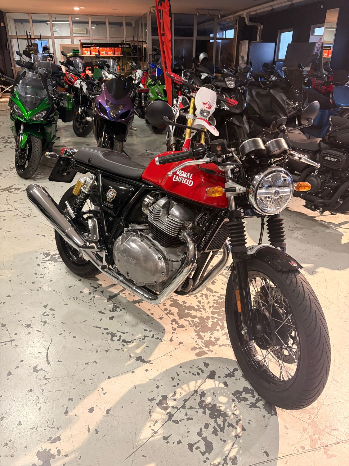 ROYAL ENFIELD CONTINENTAL GT 2024