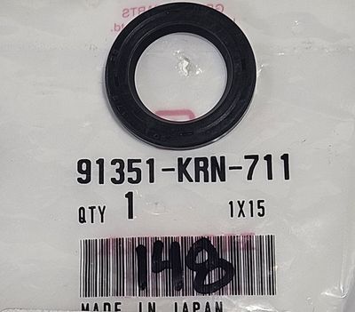 PARAPOLVERE CUSCINO POST. 17.5X26X3 CRF 250 R 05-06 CR 250 R 05-06 CR 125 R 05-06 PARAPOLVERE CUSCINO POST. 17.5X26X3 CRF 250 R 05-06 CR 250 R 05-06 CR 125 R 05-06
