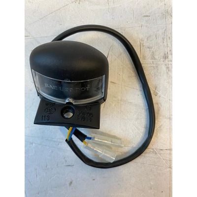 FANALE ILLUMINAZIONE TARGA BENELLI FANALE ILLUMINAZIONE TARGA BENELLI