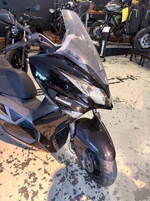 KAWASAKI J300 2014
