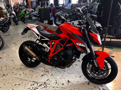 KTM SUPERDUKE 1290 2014