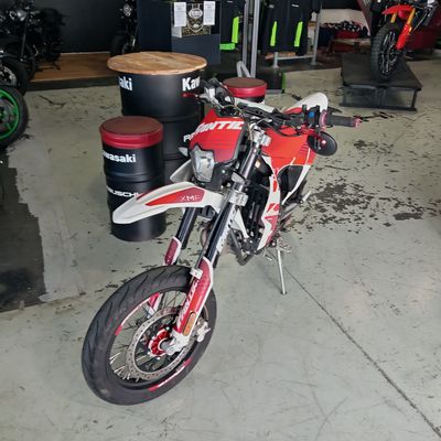 FANTIC XMF 125 2024
