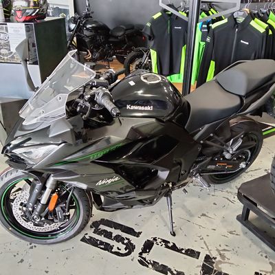 Ninja 1100SX 2025