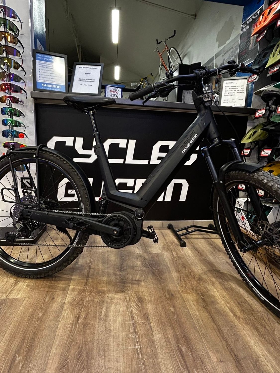 Moustache J All Cues