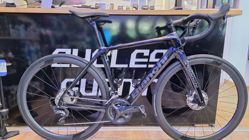 Bianchi Infinito OXE disc ultegra