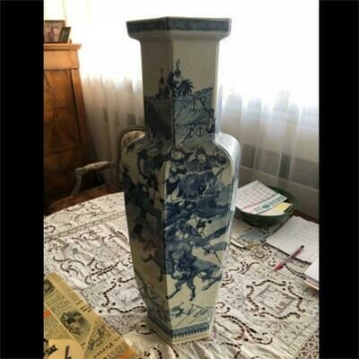 Grand vase en porcelaine chinoise