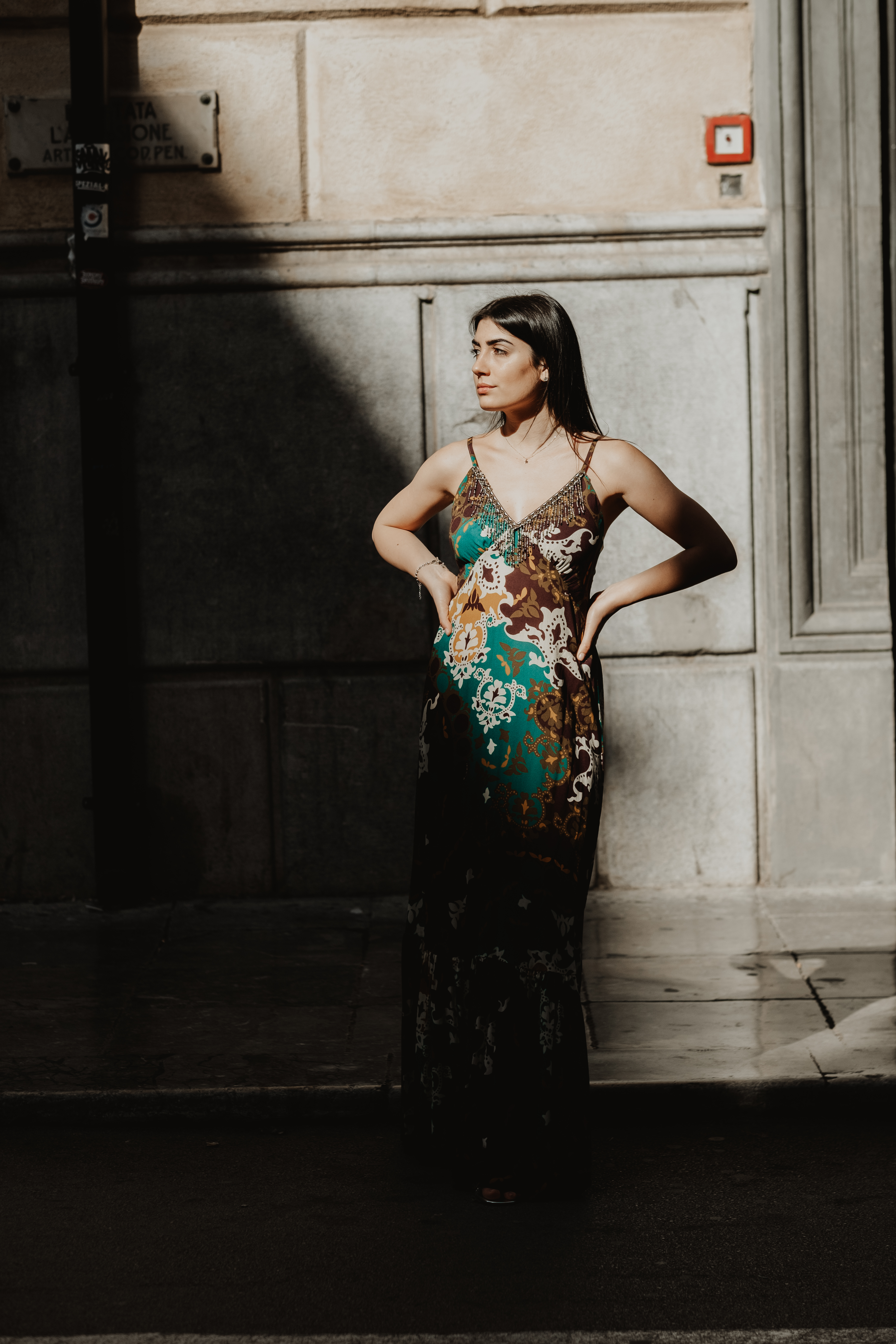 Miss Bikini -Abito scollo a V con perline