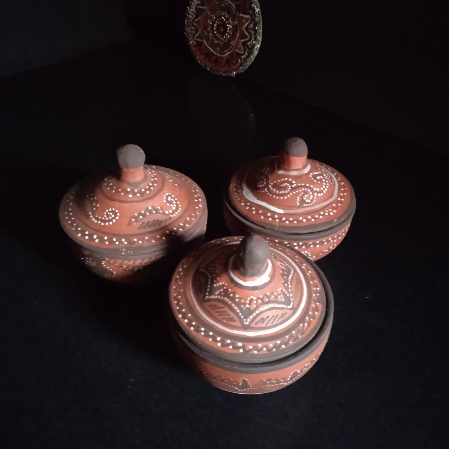Khavda Mini Pots with Dome lid - Set of 3