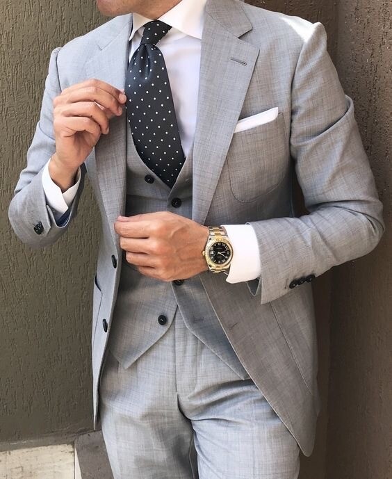 KING&#39;S KOUTURE SUIT