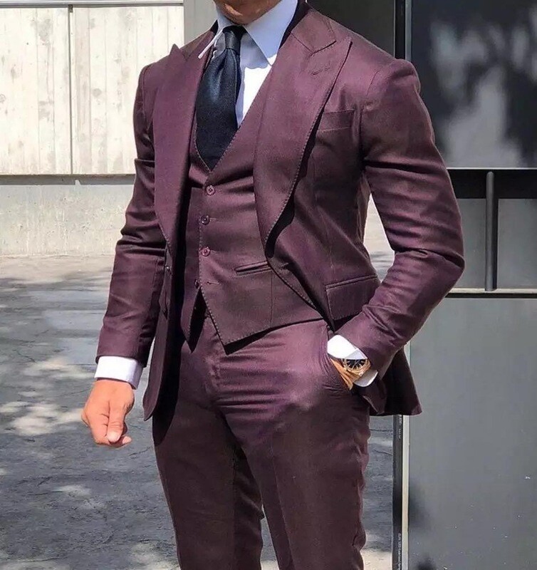 KING&#39;S KOUTURE SUIT