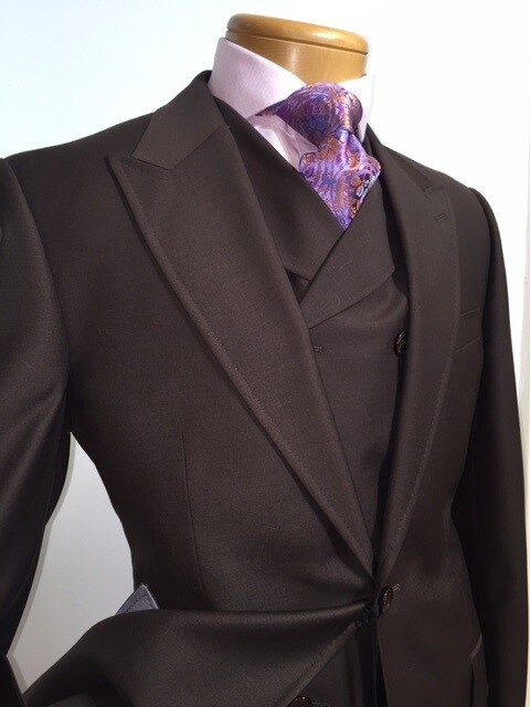 KING&#39;S KOUTURE SUIT