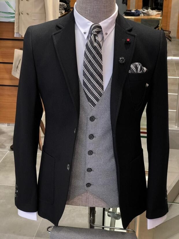 KING'S KOUTURE SUIT